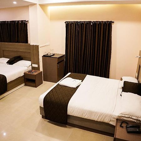 Hotel De L'Amour Port Blair Exterior foto